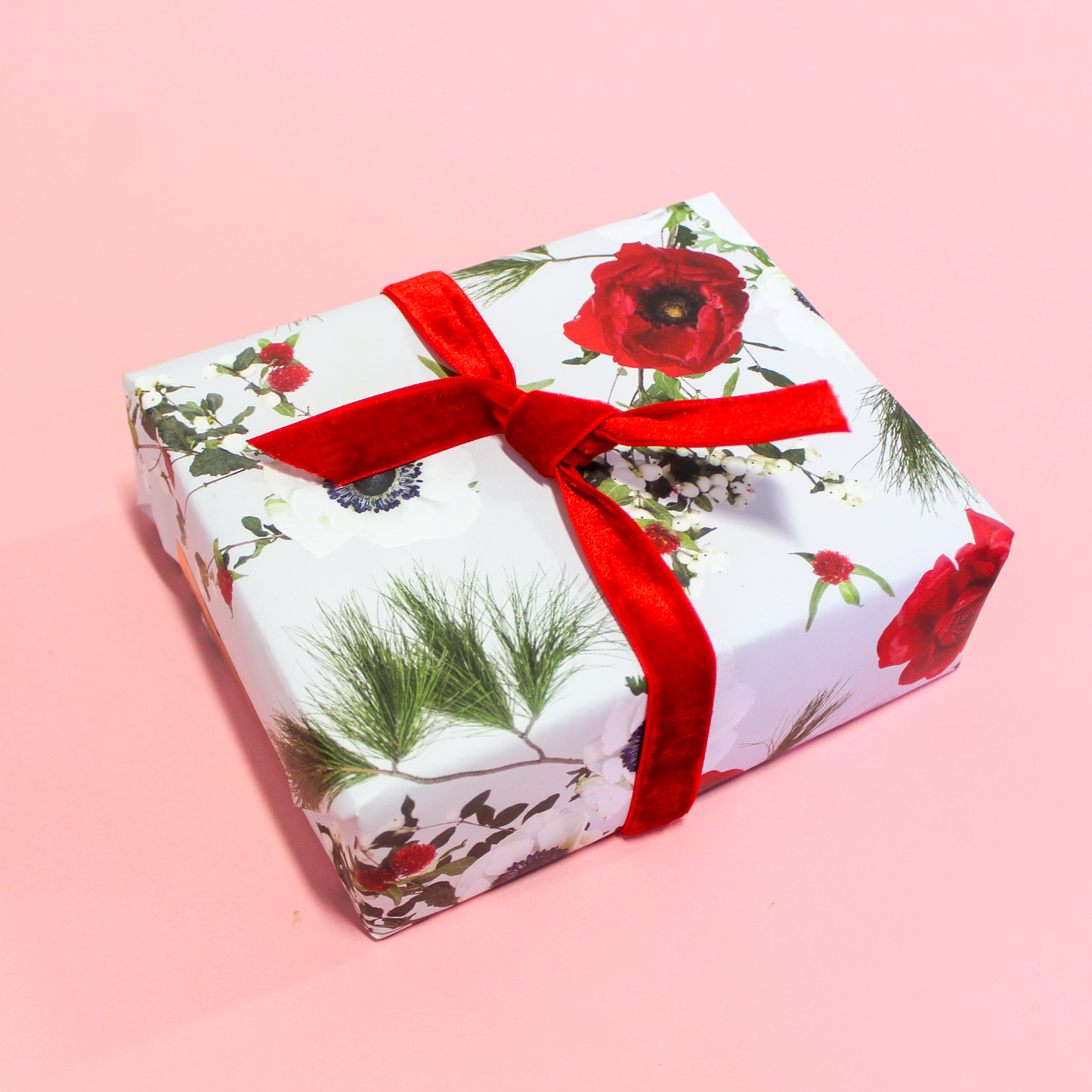 Snow Berry Gift Wrap, off-white