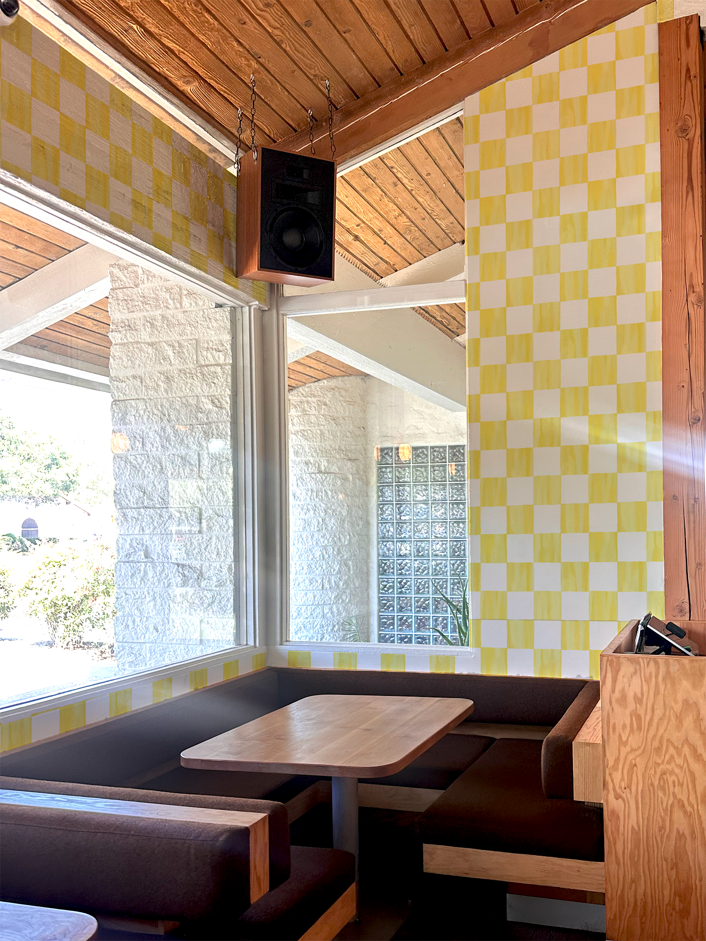 Checkers Wallpaper, lemon