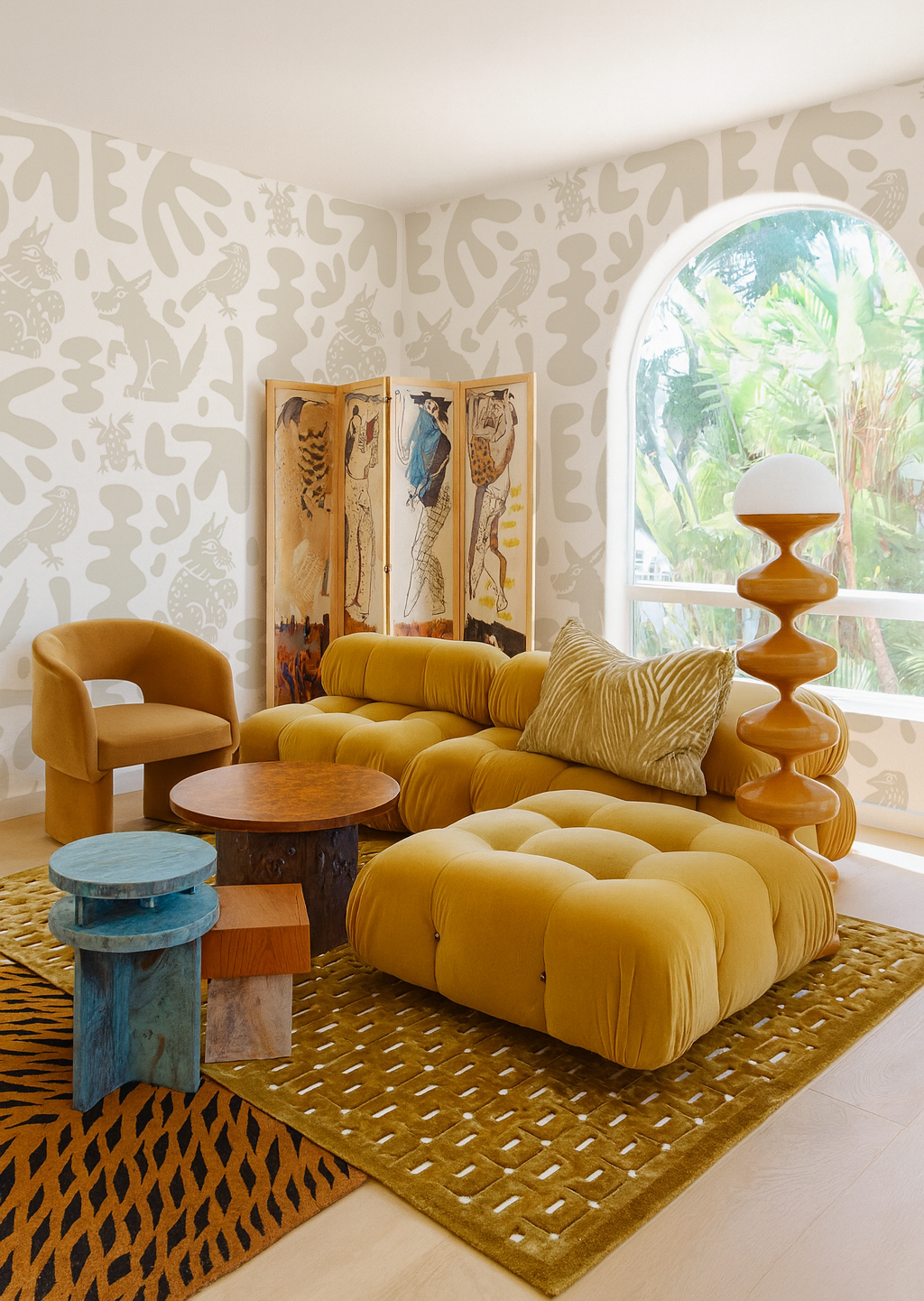 Abstract Animales Wallpaper, white & neutral